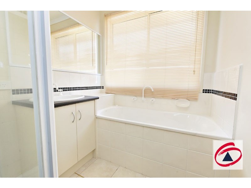 7 Luca Place, Pakenham VIC 3810