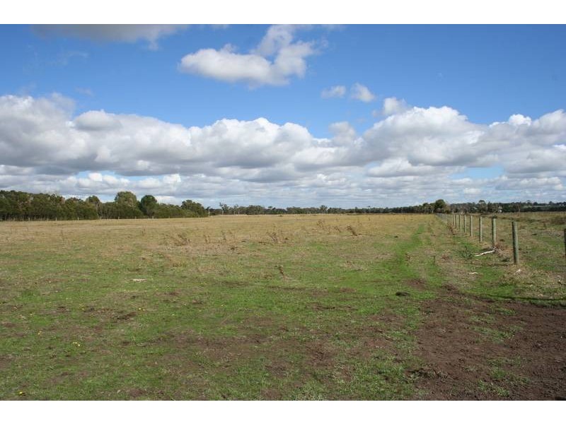 Cnr Princes HWY & Hope Street, Bunyip VIC 3815