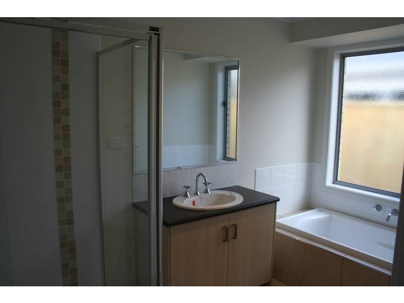 286 Kosta Boda Blvd,, Pakenham VIC 3810