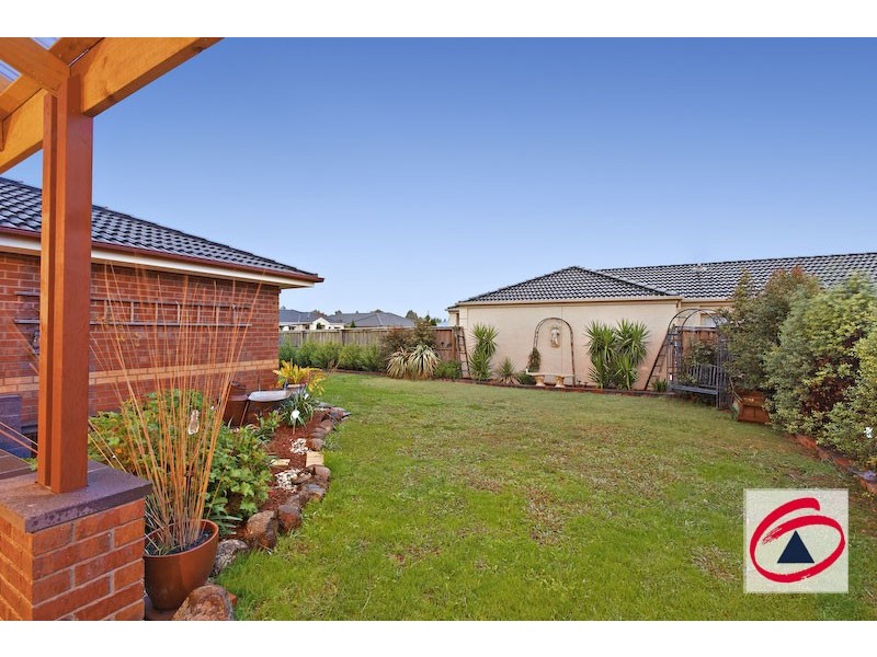 14 Catherine Place, Pakenham VIC 3810