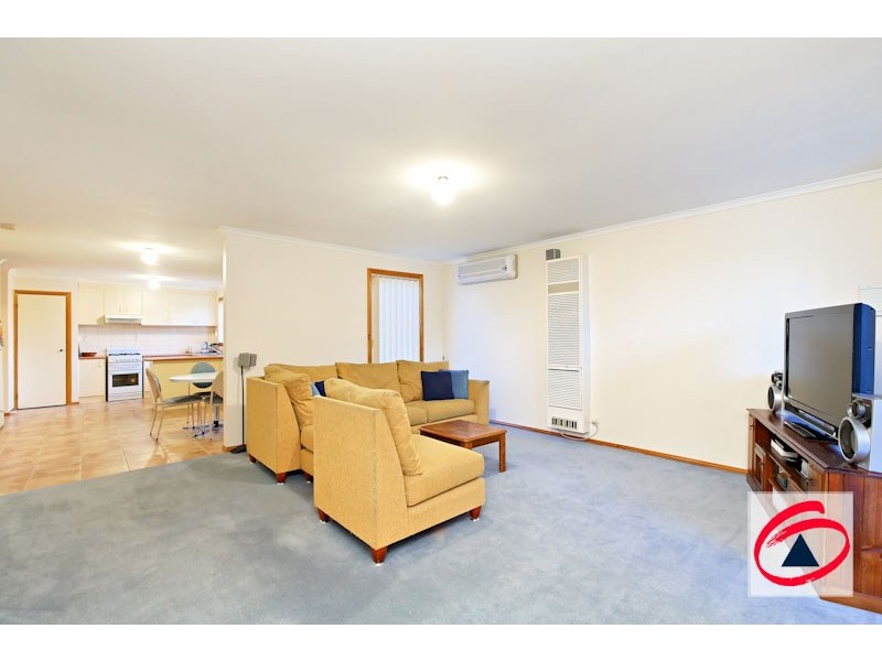7 Lauren Square, Pakenham VIC 3810