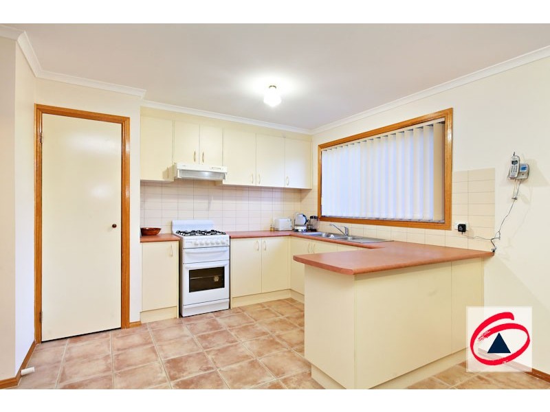 7 Lauren Square, Pakenham VIC 3810