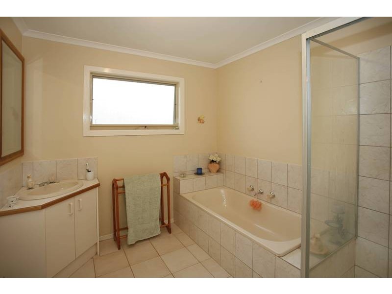 30. Koolbirra Road, Maryknoll VIC 3812