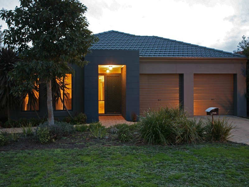 11 Riley Court, Pakenham VIC 3810