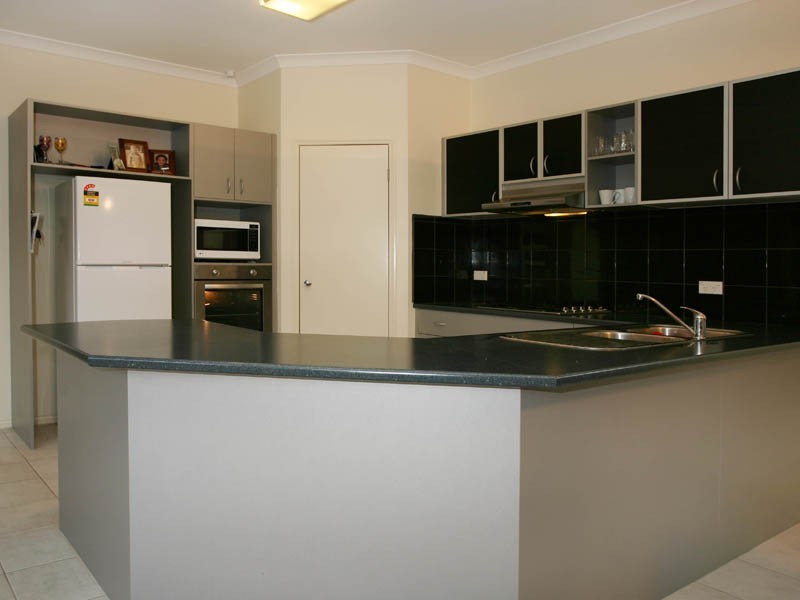 11 Riley Court, Pakenham VIC 3810