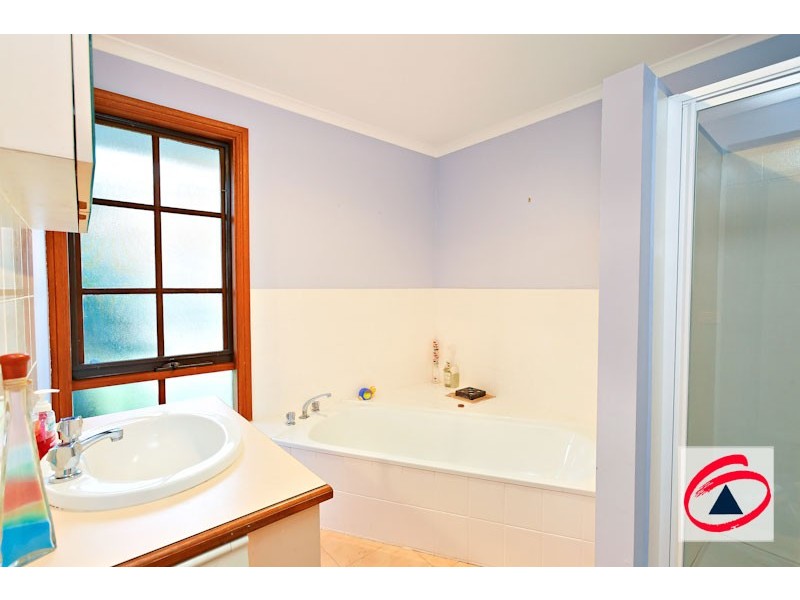 40 Eagle Drive, Pakenham VIC 3810