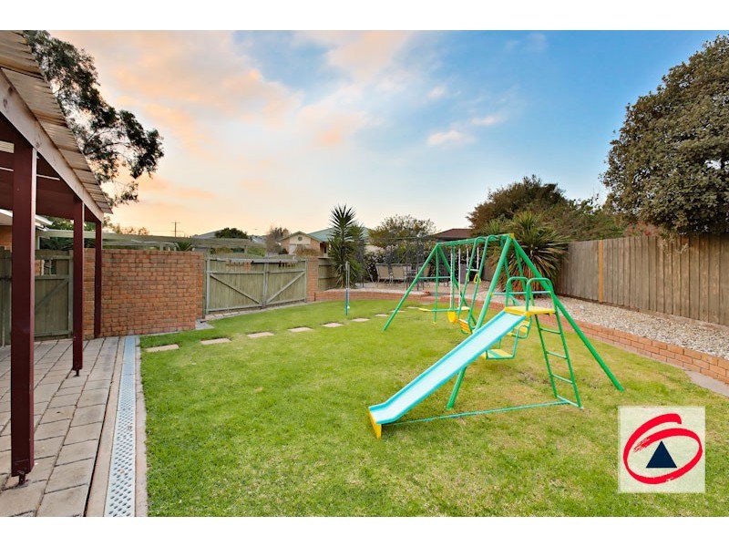 40 Eagle Drive, Pakenham VIC 3810