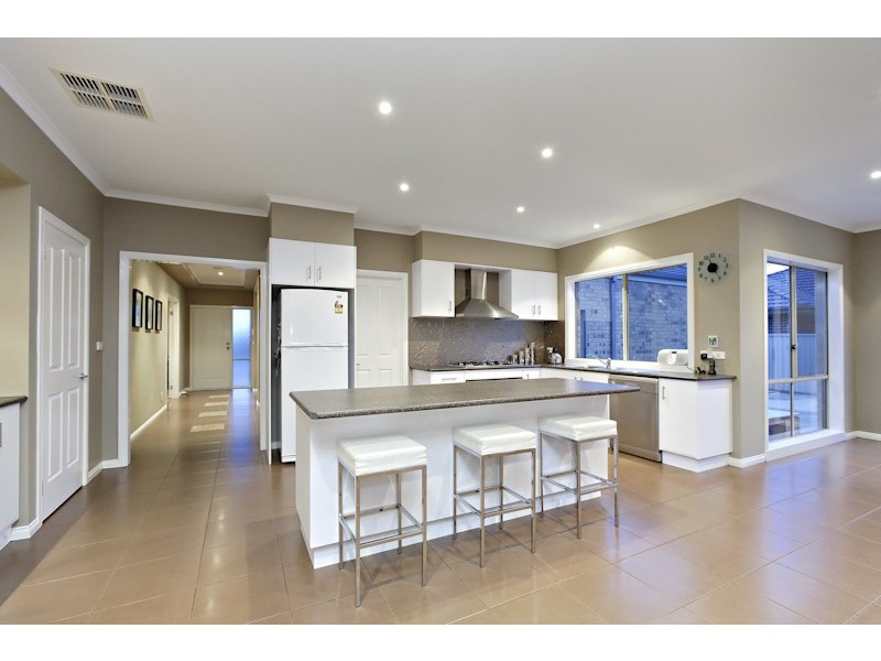 23 Arbour Rise, Pakenham VIC 3810