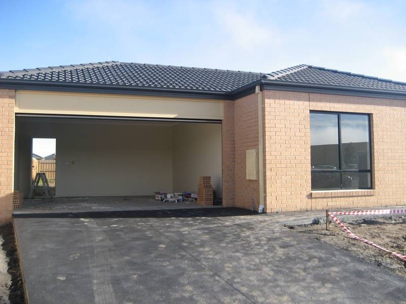 20 Webster Way, Pakenham VIC 3810