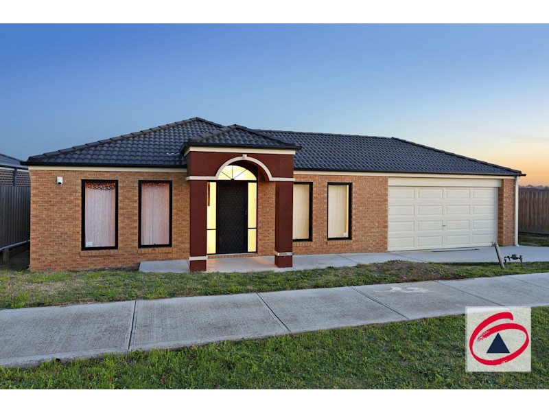 51 Ebony Drive, Pakenham VIC 3810