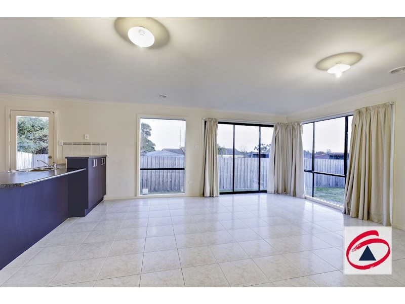 51 Ebony Drive, Pakenham VIC 3810