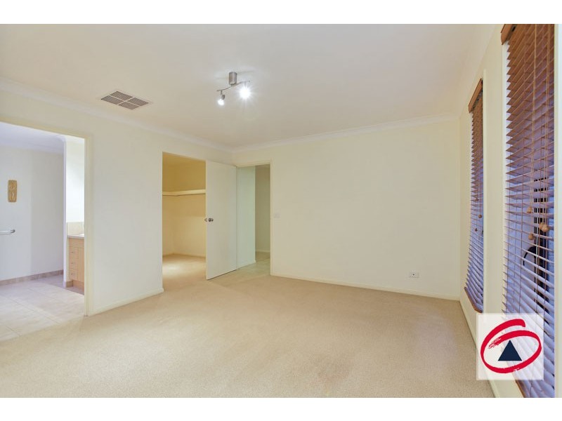 1 Stokes Green, Pakenham VIC 3810