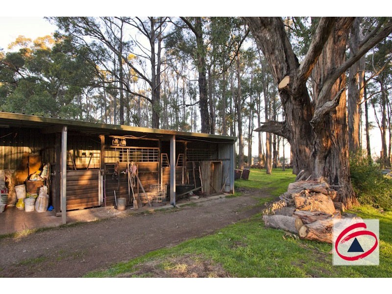 44 Bayard Drive, Pakenham Upper VIC 3810