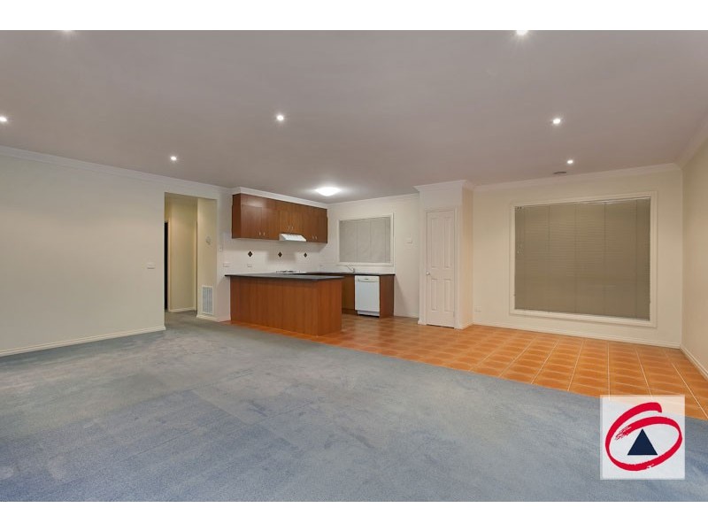 30 Ashwood Grove, Pakenham VIC 3810