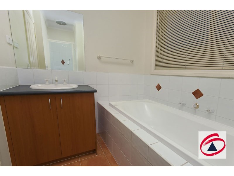 30 Ashwood Grove, Pakenham VIC 3810