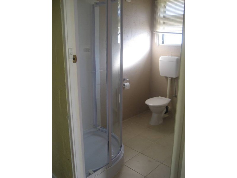 695 Railway Ave,, Garfield VIC 3814