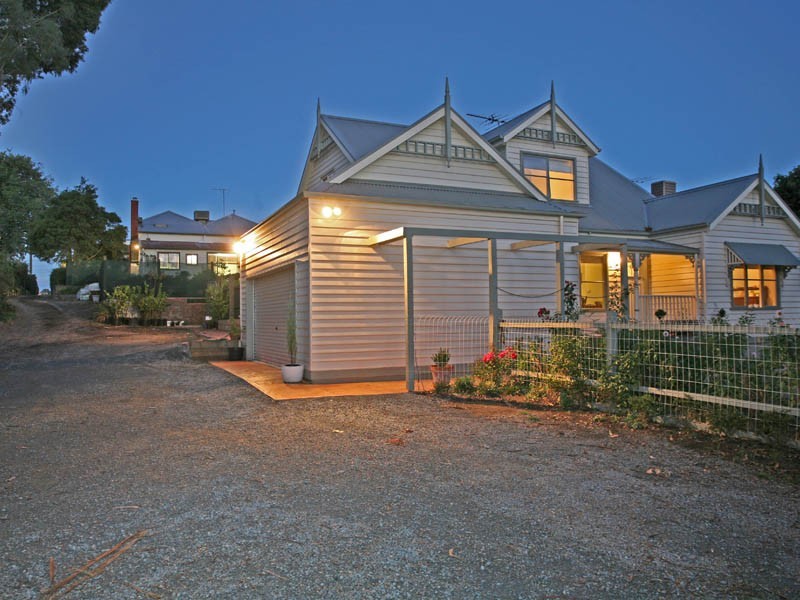 . Wood Street, Beaconsfield VIC 3807