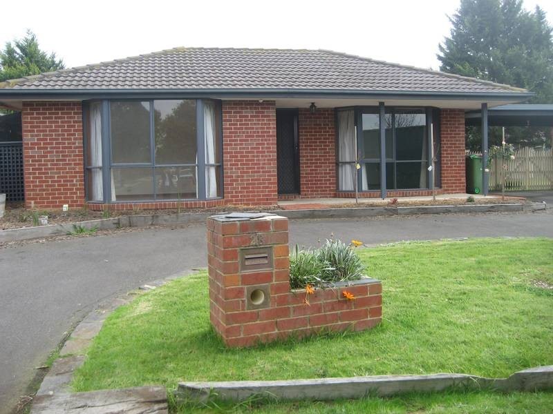 28 Bridal Place, Pakenham VIC 3810