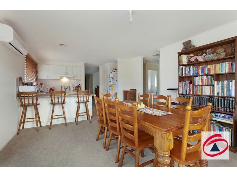 20 Spring Circuit, Pakenham VIC 3810