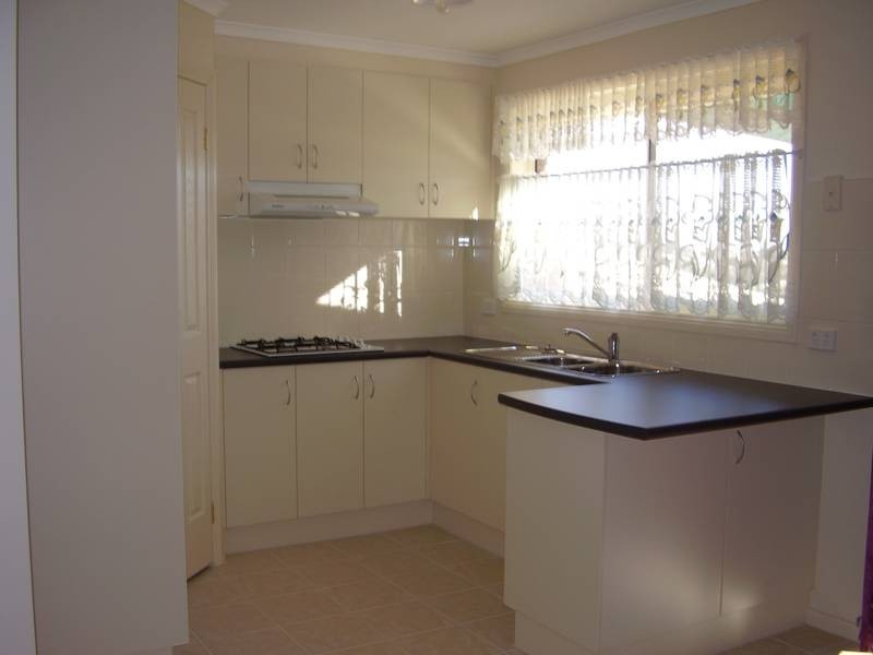 32 Silver Gum Drive, Pakenham VIC 3810