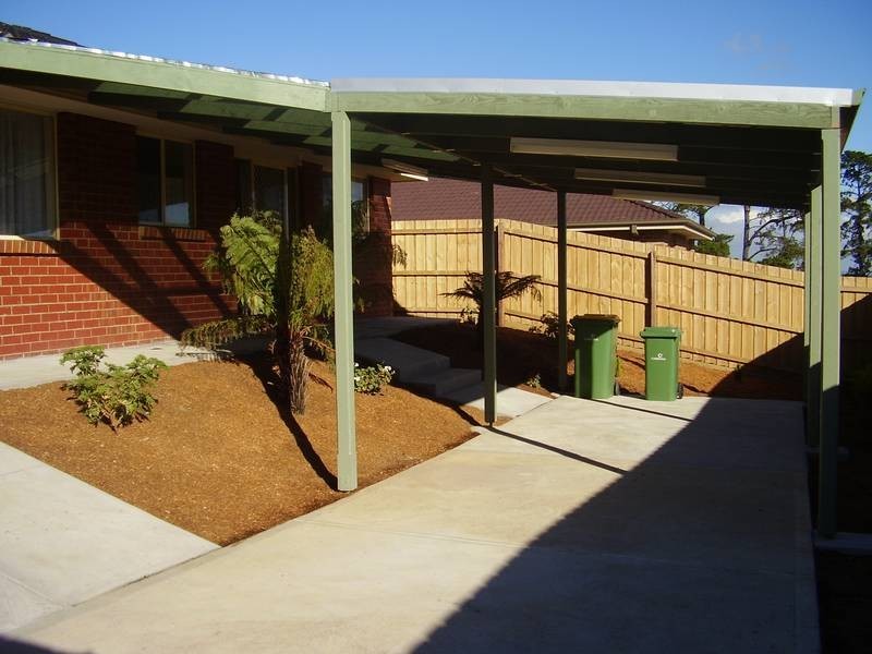 32 Silver Gum Drive, Pakenham VIC 3810