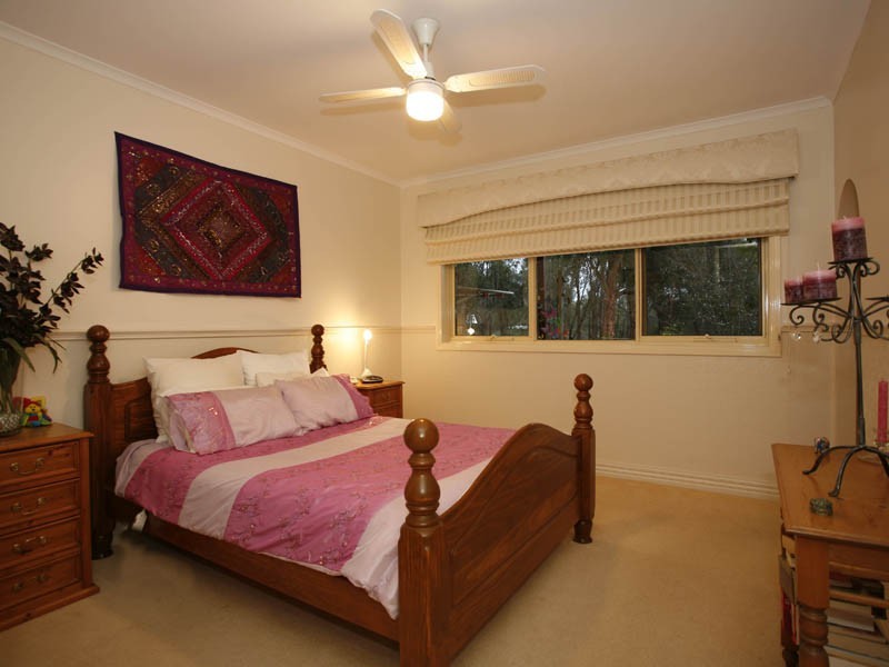 12 Chambers Road, Bunyip VIC 3815