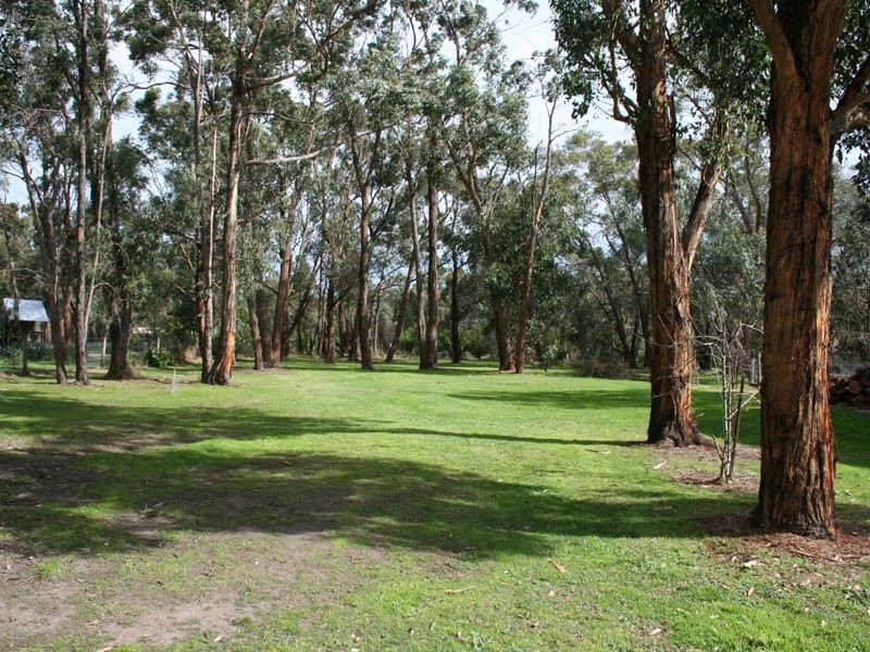 12 Chambers Road, Bunyip VIC 3815