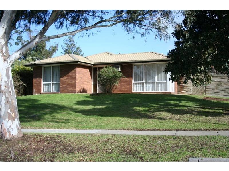 41 Ahern Road, Pakenham VIC 3810