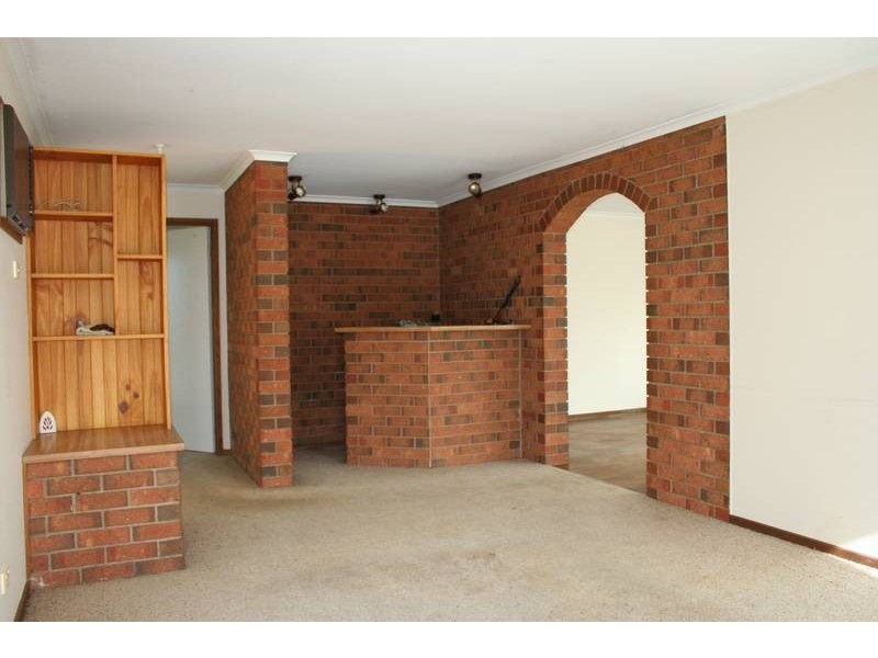 41 Ahern Road, Pakenham VIC 3810