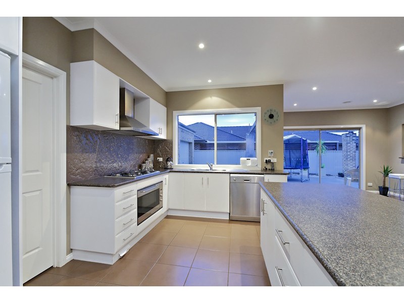 23 Arbour Rise, Pakenham VIC 3810