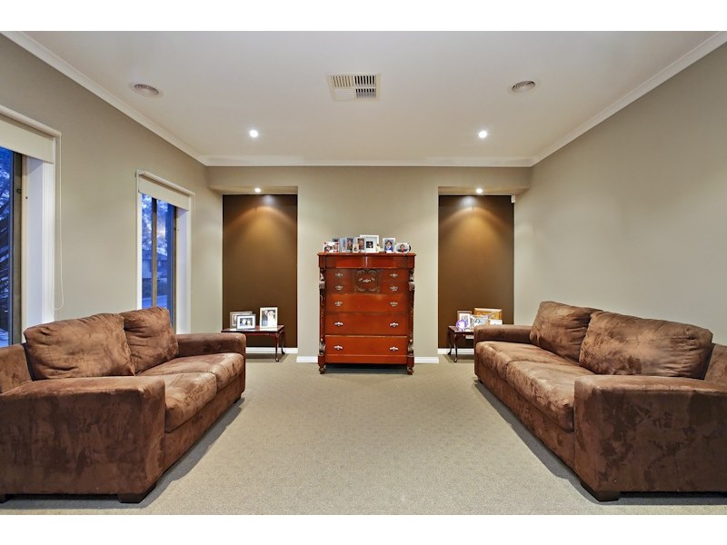 23 Arbour Rise, Pakenham VIC 3810