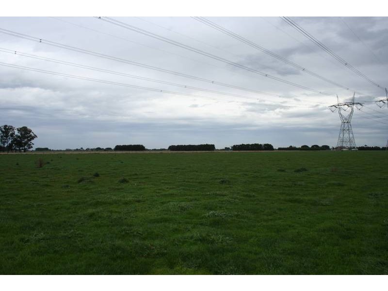240 Lone Pine Road, Garfield VIC 3814
