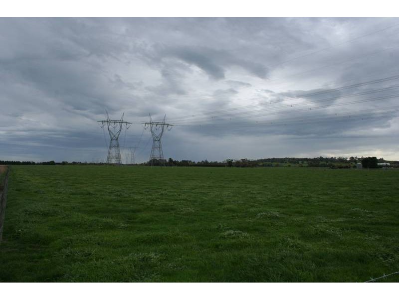 240 Lone Pine Road, Garfield VIC 3814