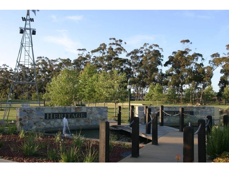 Lot 727,  Bligh Boulevard, Pakenham VIC 3810