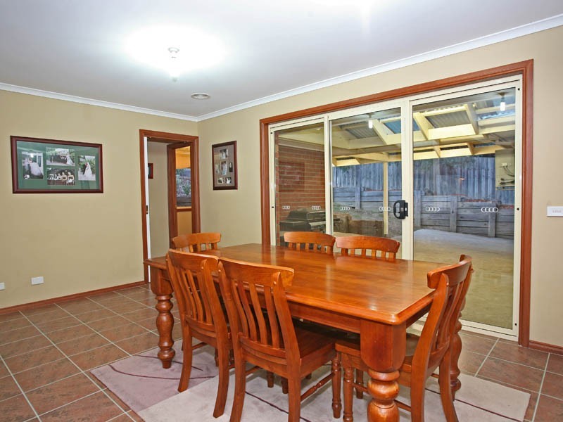 22 Breyleigh Drive, Pakenham VIC 3810