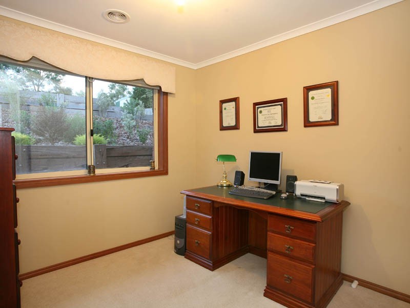 22 Breyleigh Drive, Pakenham VIC 3810