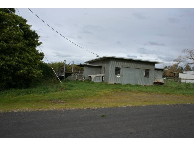 343 McGlones Road, Drouin VIC 3818