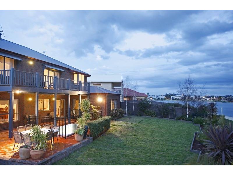 31 Clearwater Drive, Pakenham VIC 3810