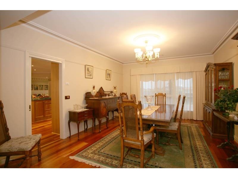 31 Clearwater Drive, Pakenham VIC 3810