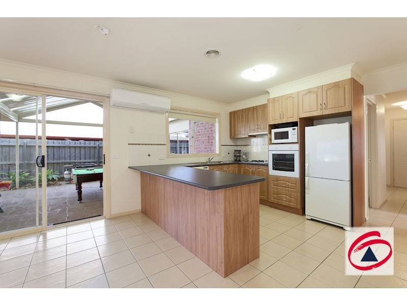 60 Ebony Drive, Pakenham VIC 3810