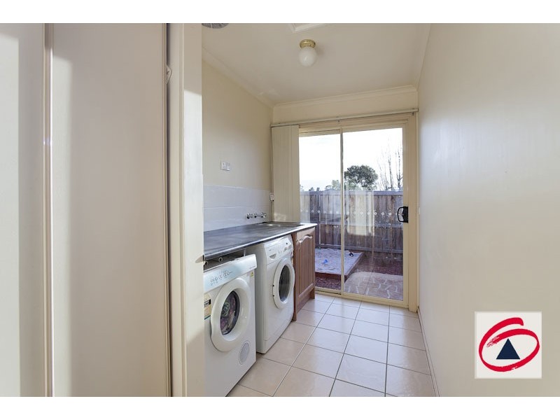 60 Ebony Drive, Pakenham VIC 3810