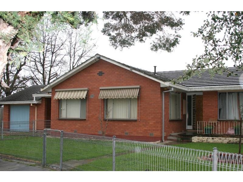 5 Kirra Court, Pakenham VIC 3810