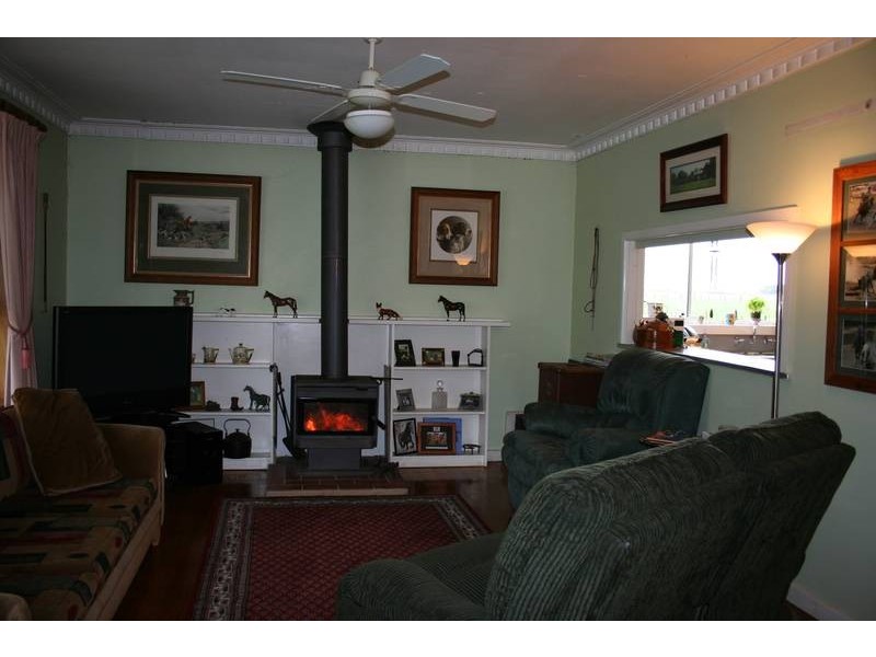 4270 South Gippsland Highway, Caldermeade VIC 3984