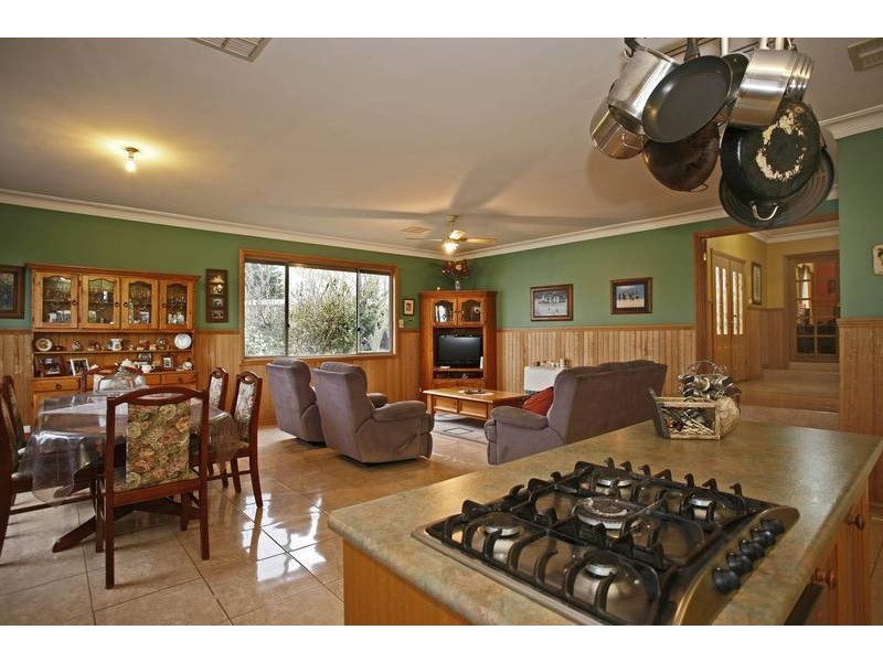 70 Garfield Road, Garfield VIC 3814