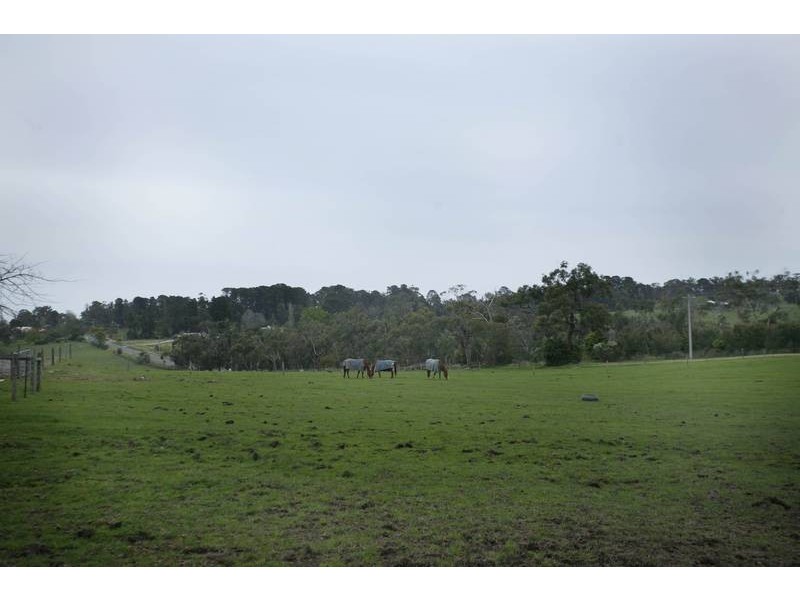 70 Garfield Road, Garfield VIC 3814