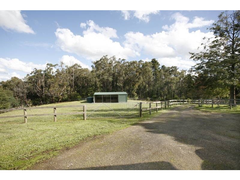 190 Gordon Road, Pakenham Upper VIC 3810