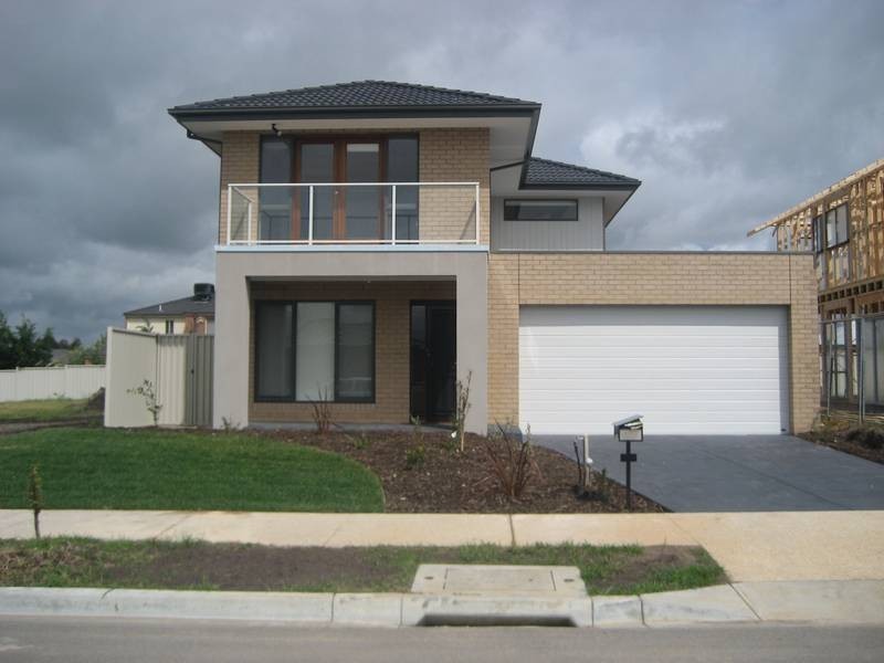 3 Portland Road, Pakenham VIC 3810