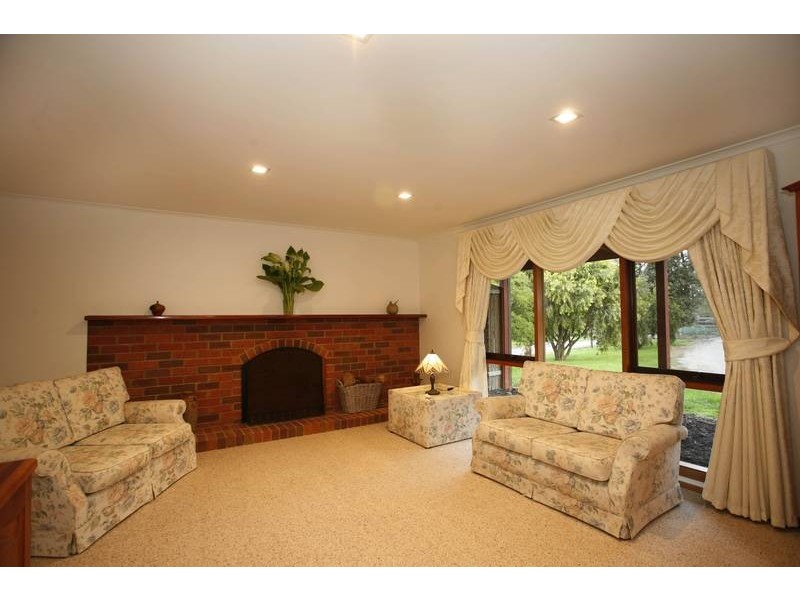 53 Wattletree Road, Bunyip VIC 3815