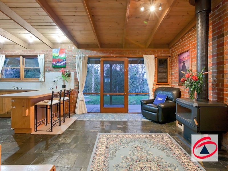 84 Bourkes Creek Road, Pakenham Upper VIC 3810