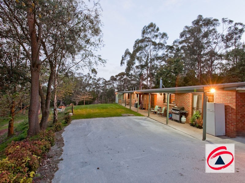 84 Bourkes Creek Road, Pakenham Upper VIC 3810